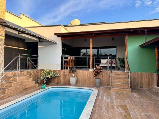 #453 - Casa para Venda em Cruzeiro do Sul - AC